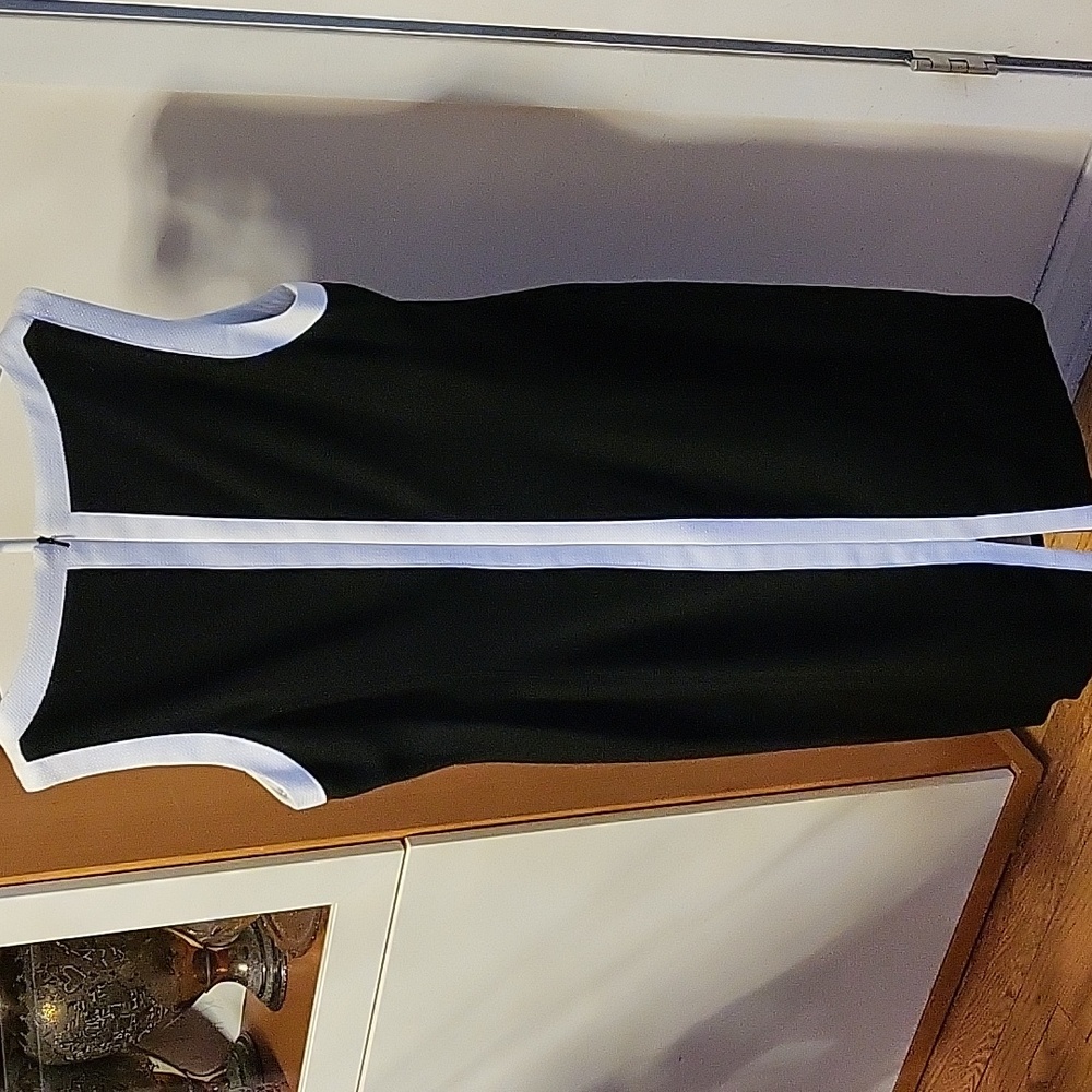 ANNE KLEIN Sleeveless Dress Colorblock Black White Petite Size 12P - Picture 3 of 3